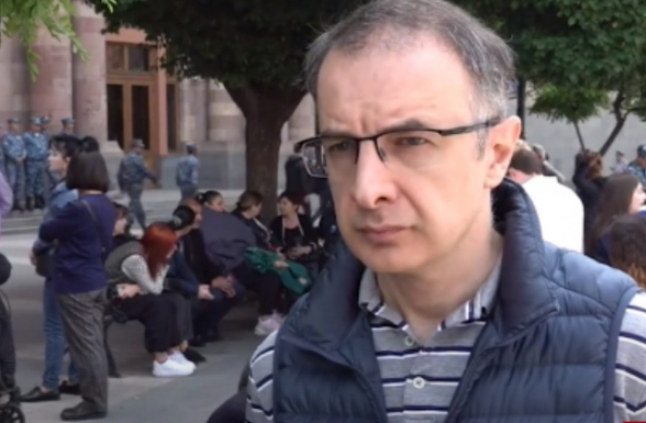 Власть поочередно переходит все красные линии – Арен Апикян (видео)